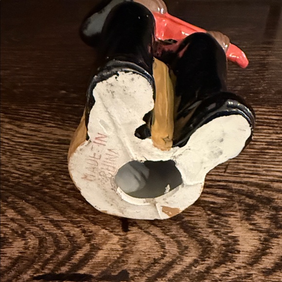 Ceramic Musician Figurine with Red Guitar - Picture 2 of 3